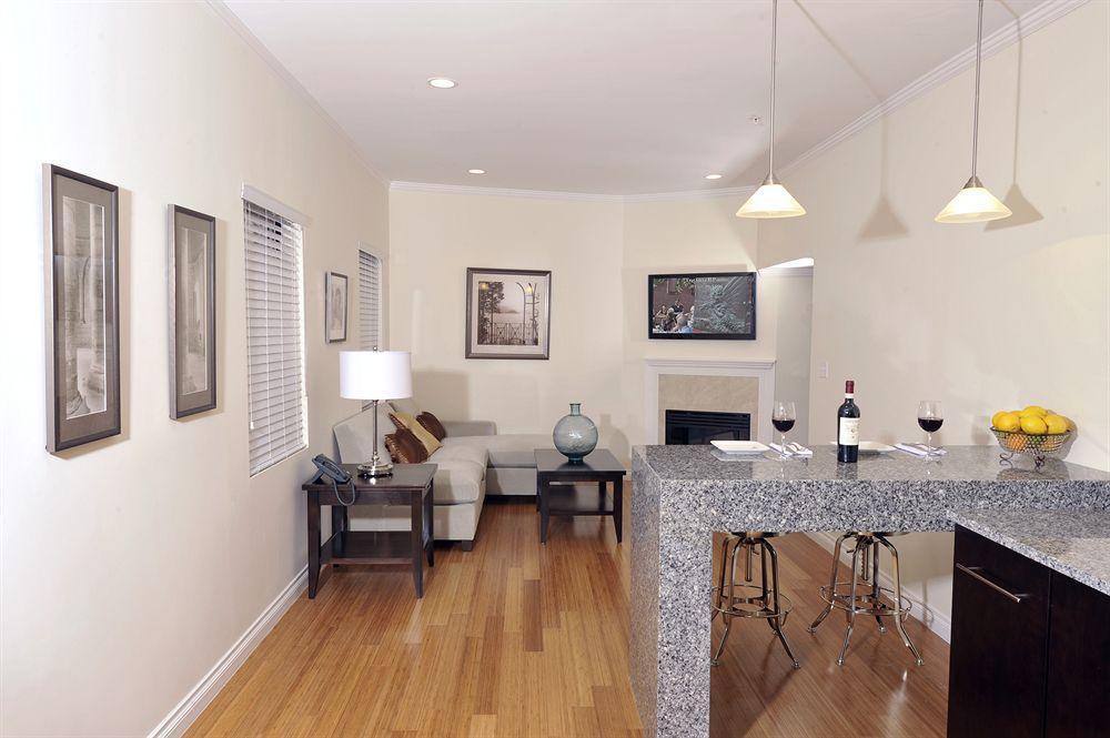 Bricco Suites Boston Buitenkant foto